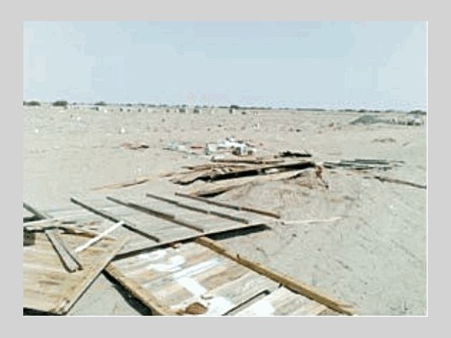 الصراع يتجدد بين المنطقة الحرة و"العقاربـ" على أراضي بئر أحمد الصراع يتجدد بين المنطقة الحرة و"العقاربـ" على أراضي بئر أحمد