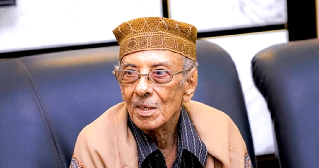 أحمد محفوظ عمر أحمد محفوظ عمر